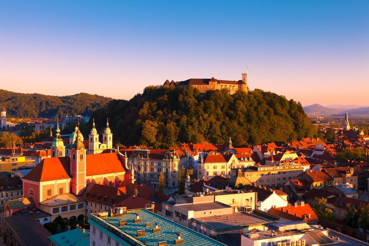 Summer Residence Hostel Ljubljana Kültér fotó